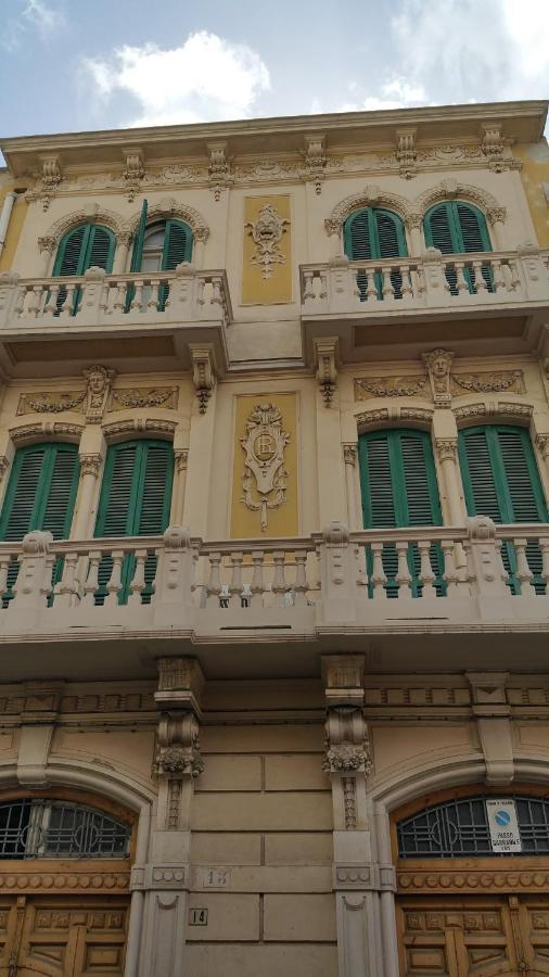 Palazzo Lagioia 2: Prestigioso Miniappartamento Триджано Екстер'єр фото